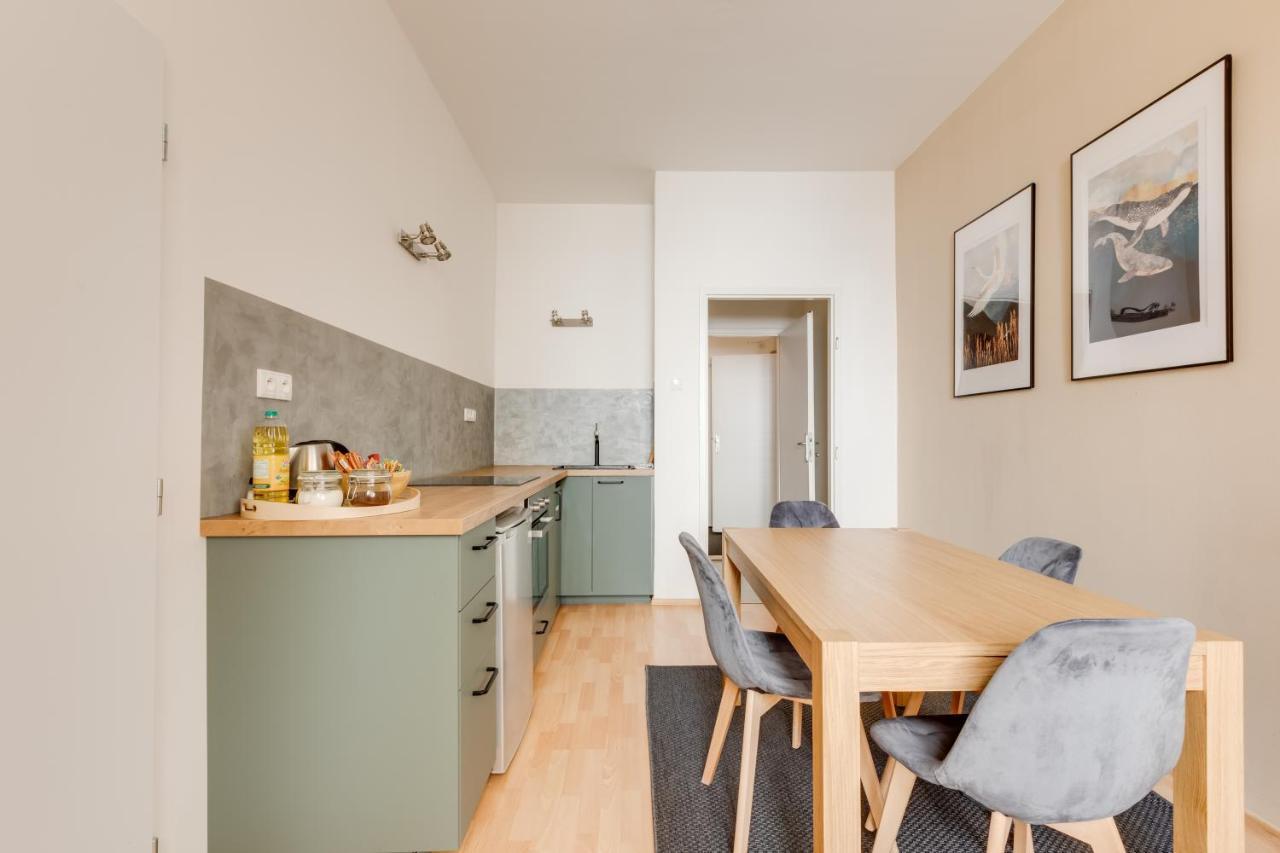 Riben House Prague Aparthotel ภายนอก รูปภาพ