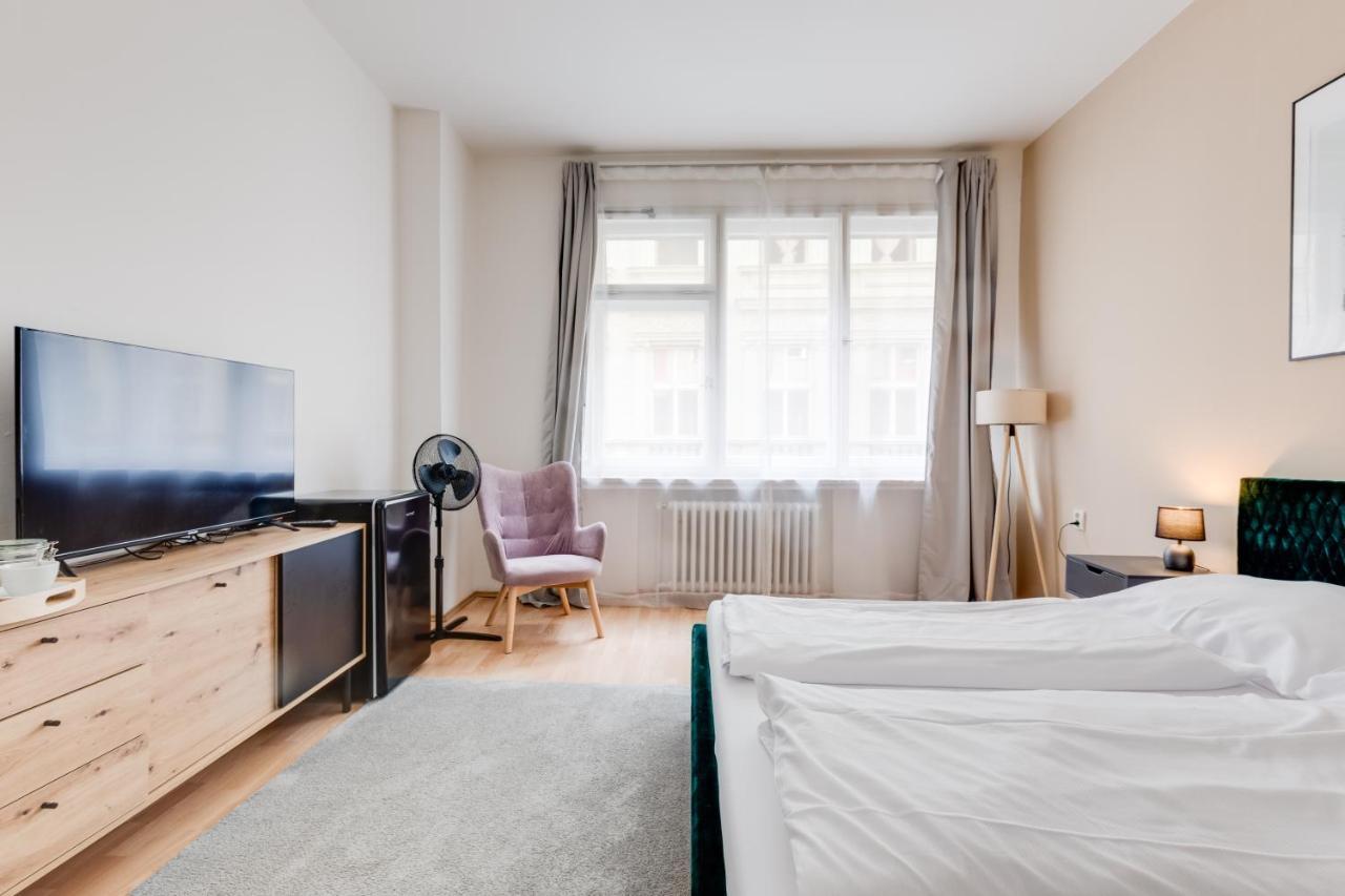 Riben House Prague Aparthotel ภายนอก รูปภาพ