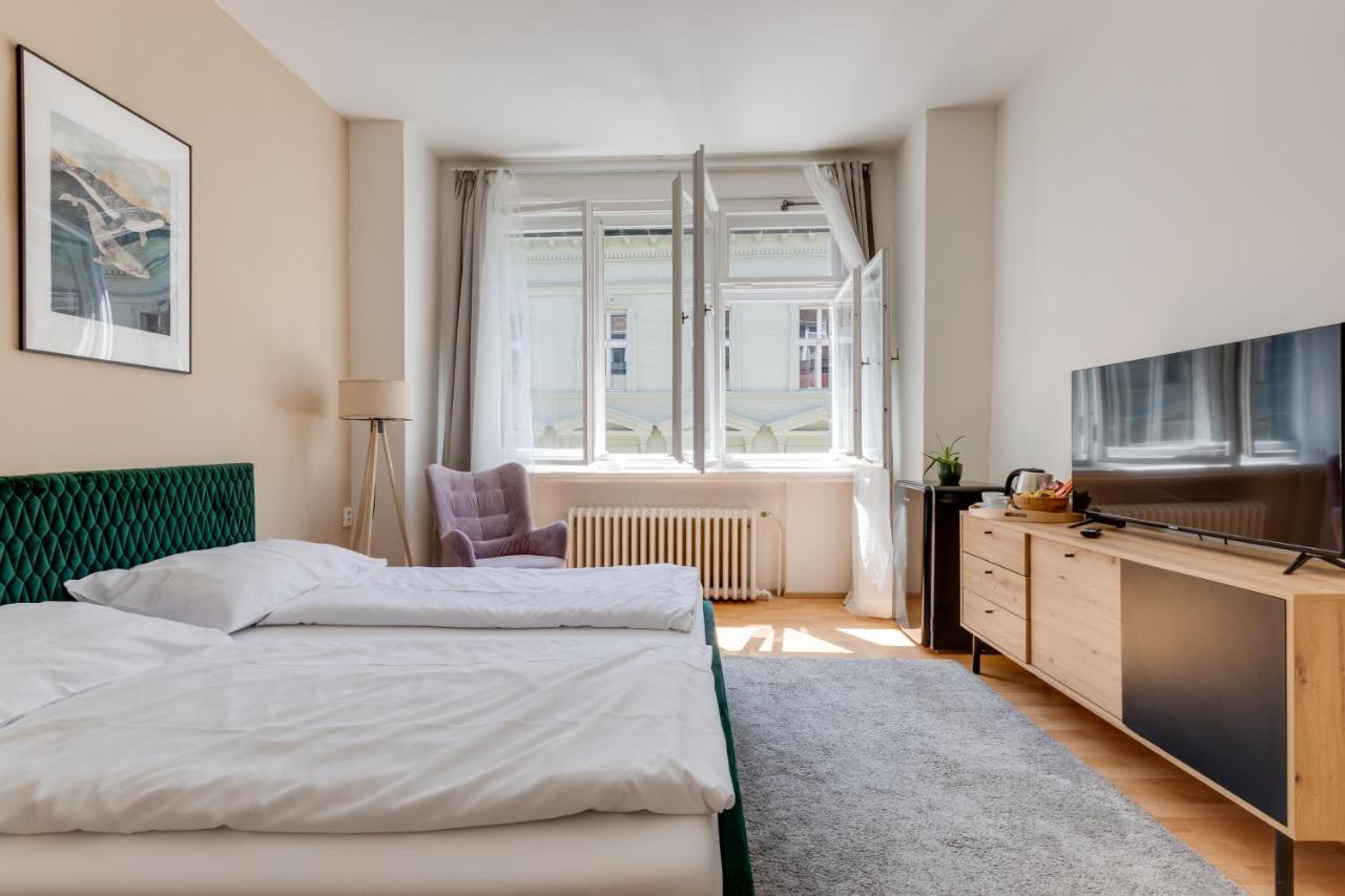 Riben House Prague Aparthotel ภายนอก รูปภาพ