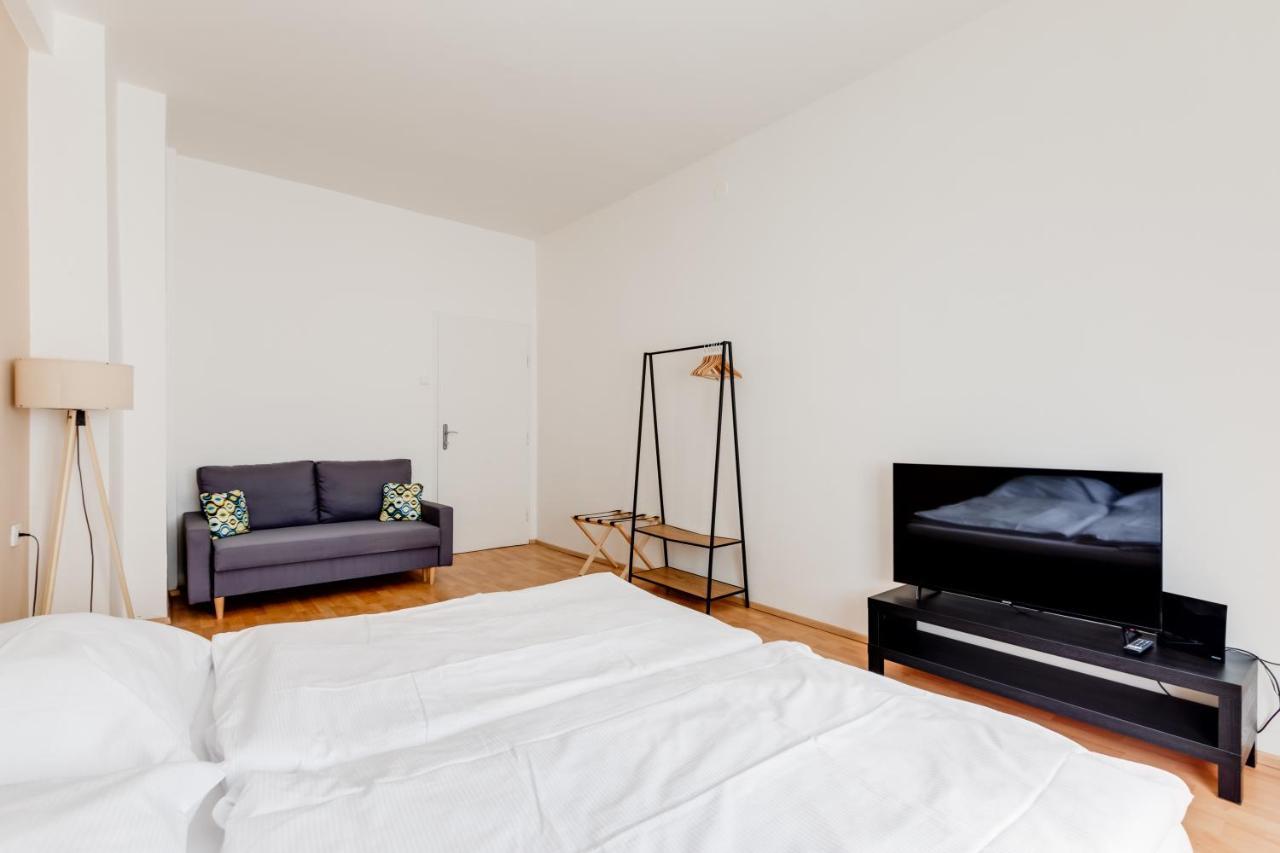 Riben House Prague Aparthotel ภายนอก รูปภาพ