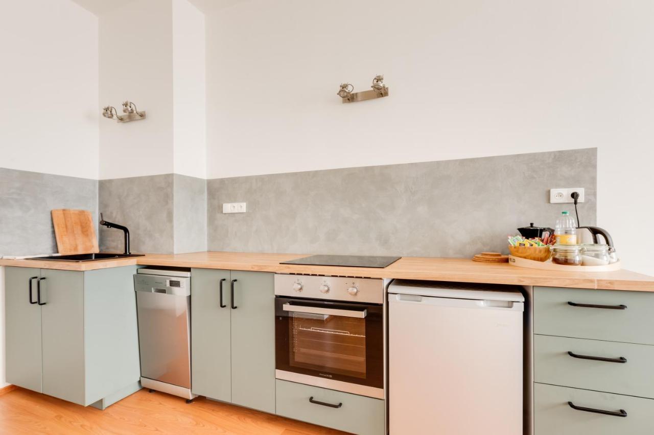 Riben House Prague Aparthotel ภายนอก รูปภาพ