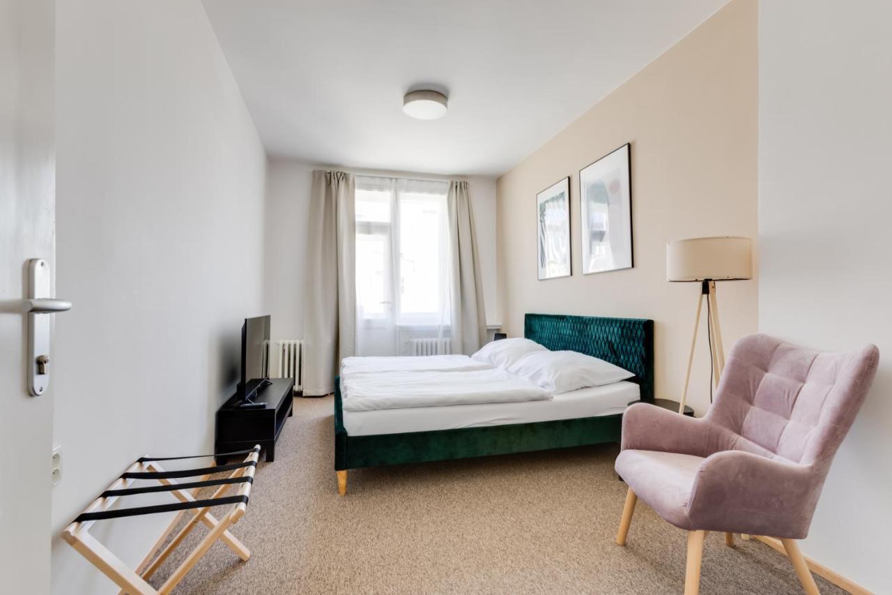 Riben House Prague Aparthotel ภายนอก รูปภาพ