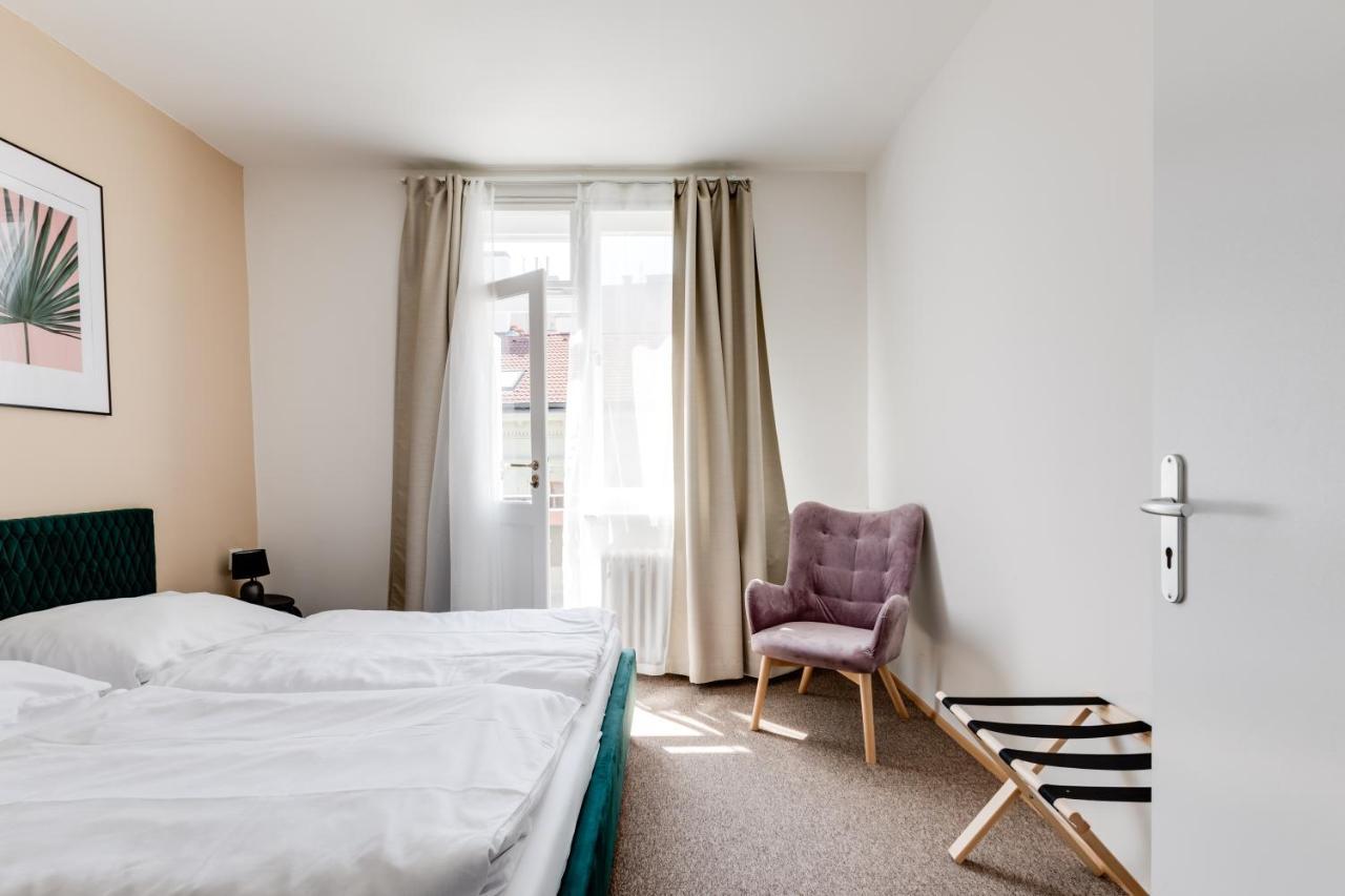 Riben House Prague Aparthotel ภายนอก รูปภาพ