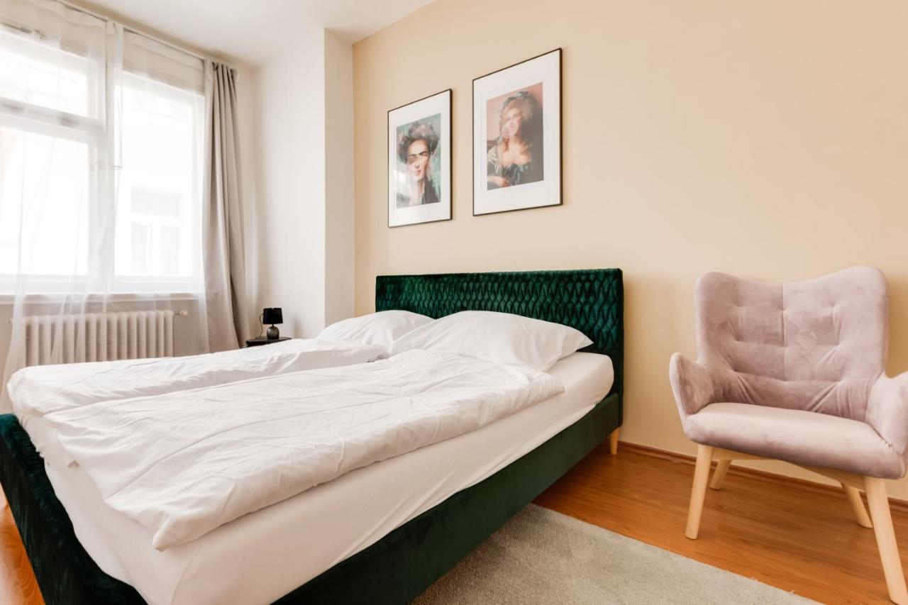 Riben House Prague Aparthotel ภายนอก รูปภาพ